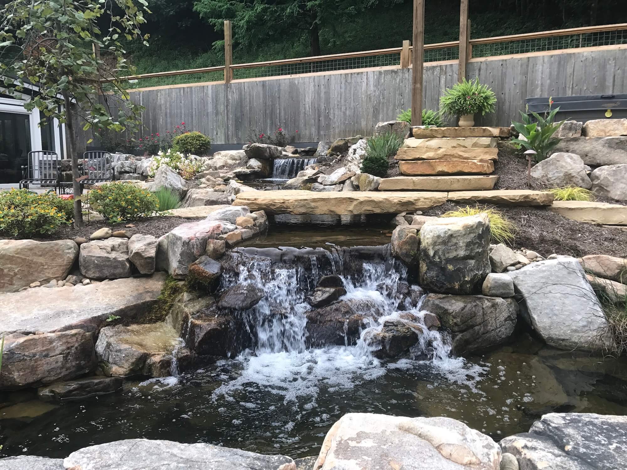Knoxville hardscape with water features
